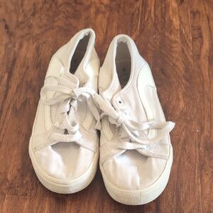 Wonder‎ Nation White Canvas Sneakers Low-Top Casual